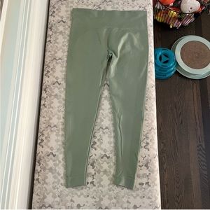 SET Active Green Leggings